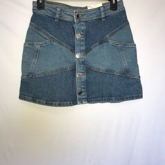 Colorblock Mid Rise Mini Skirt - Picture 2 of 8